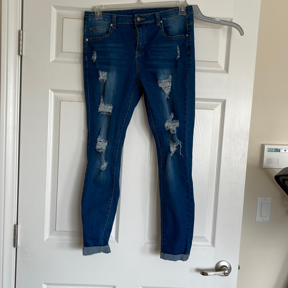 EUC Ripped Jeans
